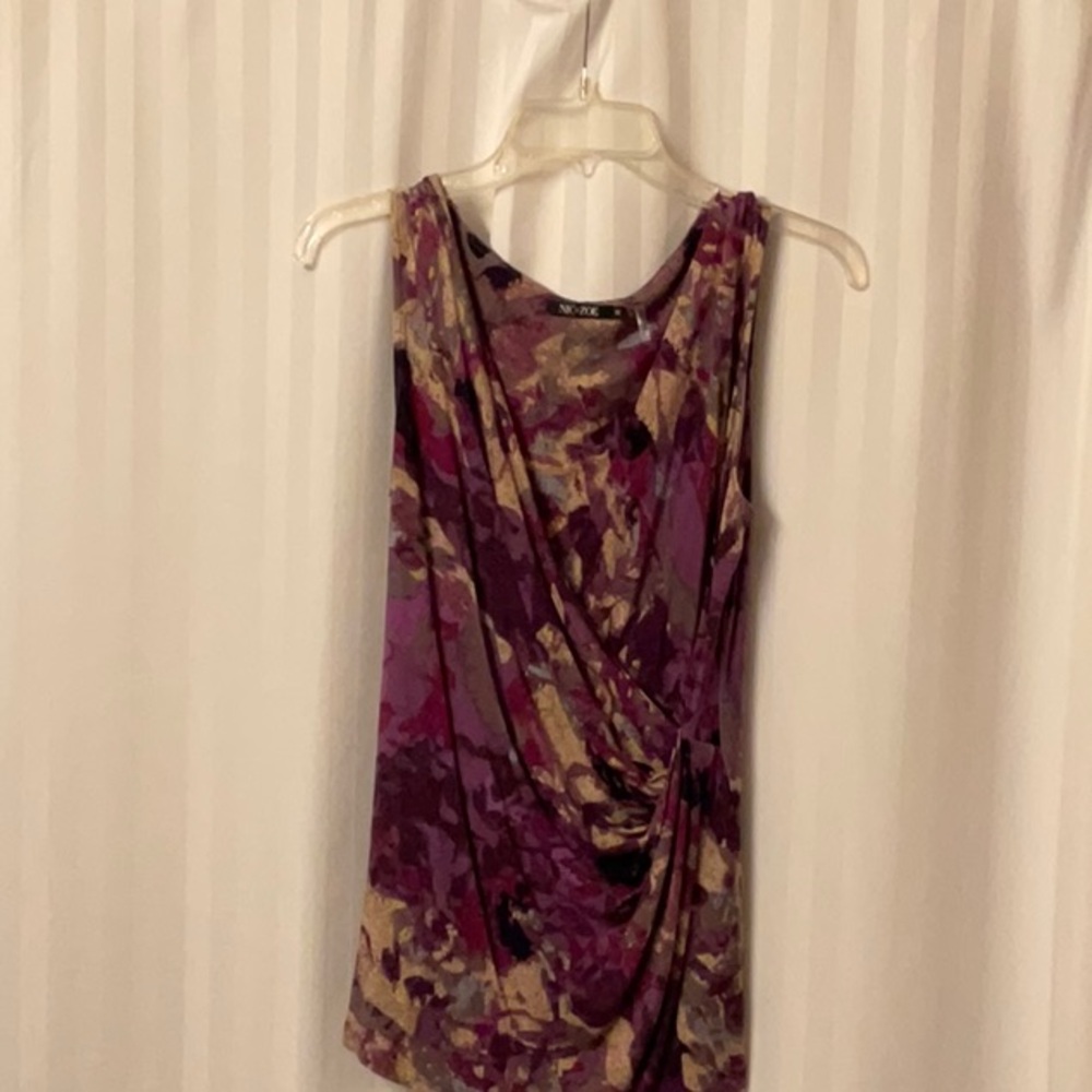 NIC+ZOE Asymmetrical Purple Cream Tank Top